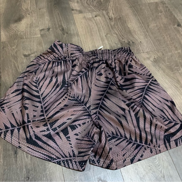 Inaka Power Short - Picture 2 of 3